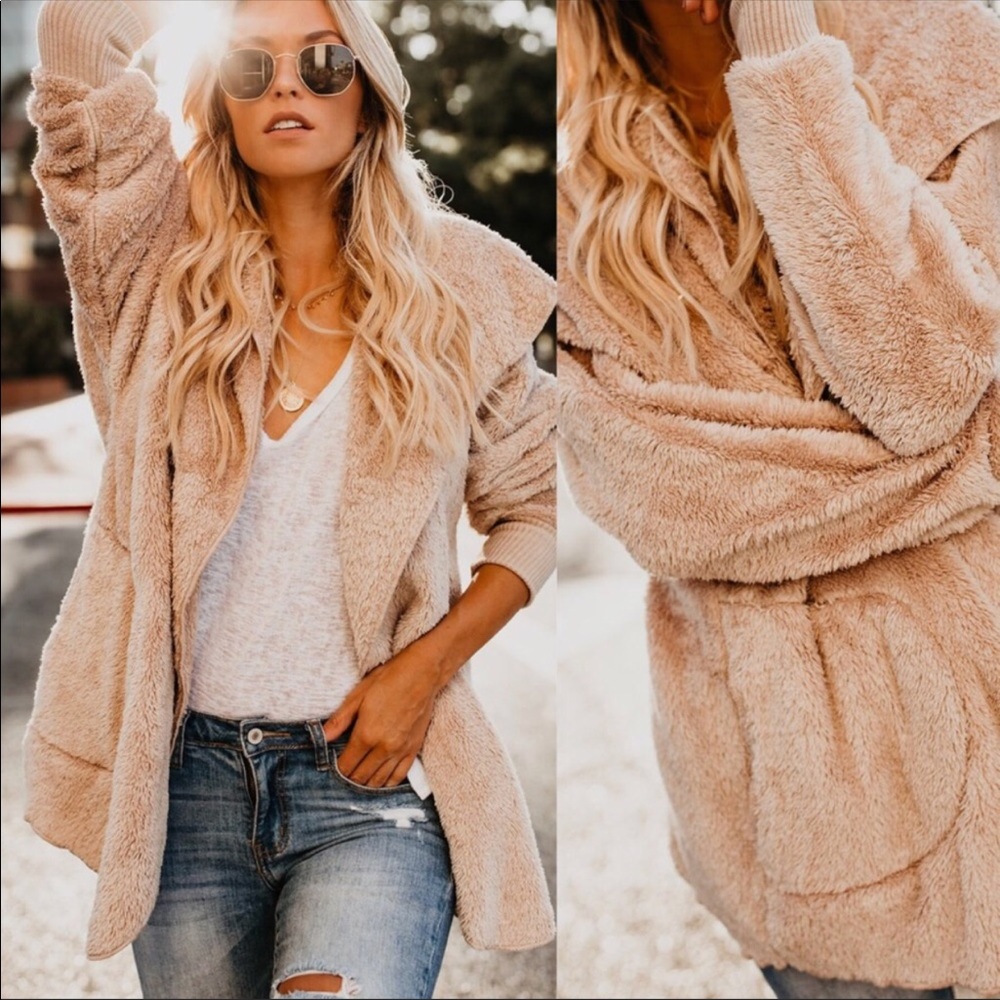 ✨LAST ONE✨🎁🎁 Taupe Soft Faux Fur Cardigan 🎁🎁 - Picture 3 of 8